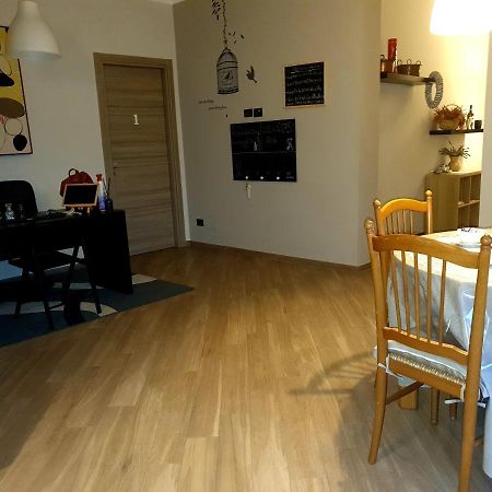 B&B Tre Passi Dalla Torre Montesarchio Exteriör bild