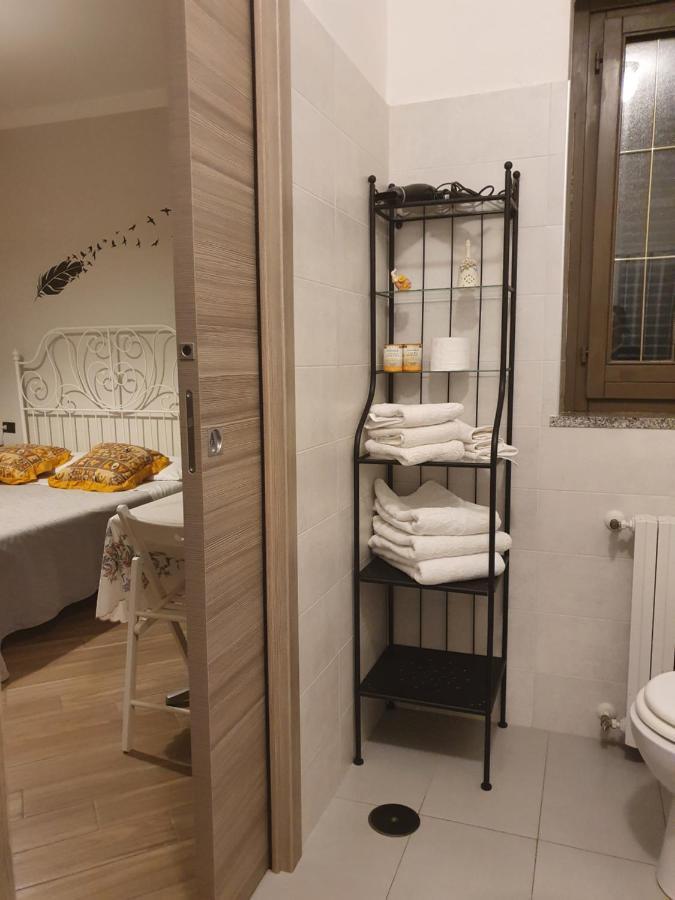 B&B Tre Passi Dalla Torre Montesarchio Exteriör bild