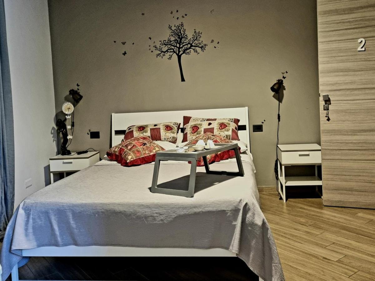B&B Tre Passi Dalla Torre Montesarchio Exteriör bild