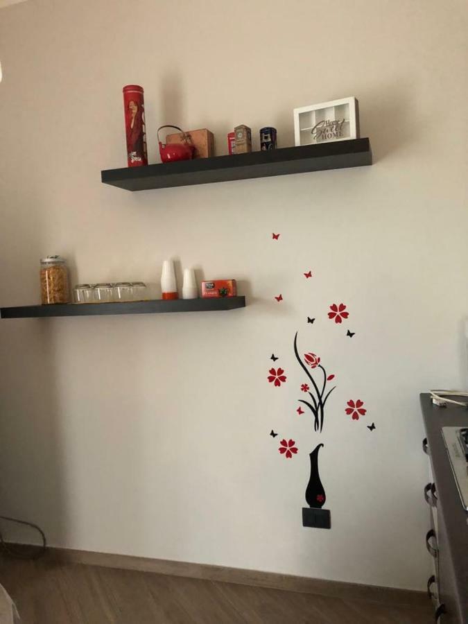 B&B Tre Passi Dalla Torre Montesarchio Exteriör bild