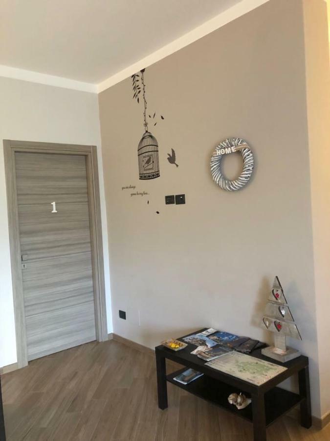 B&B Tre Passi Dalla Torre Montesarchio Exteriör bild